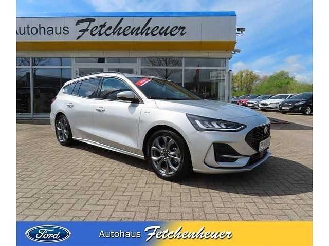 Polarsilber Gebraucht 2023 Ford Focus ST-Line Kombi | 23.790 € (Fairer Preis) - Bild 1/4