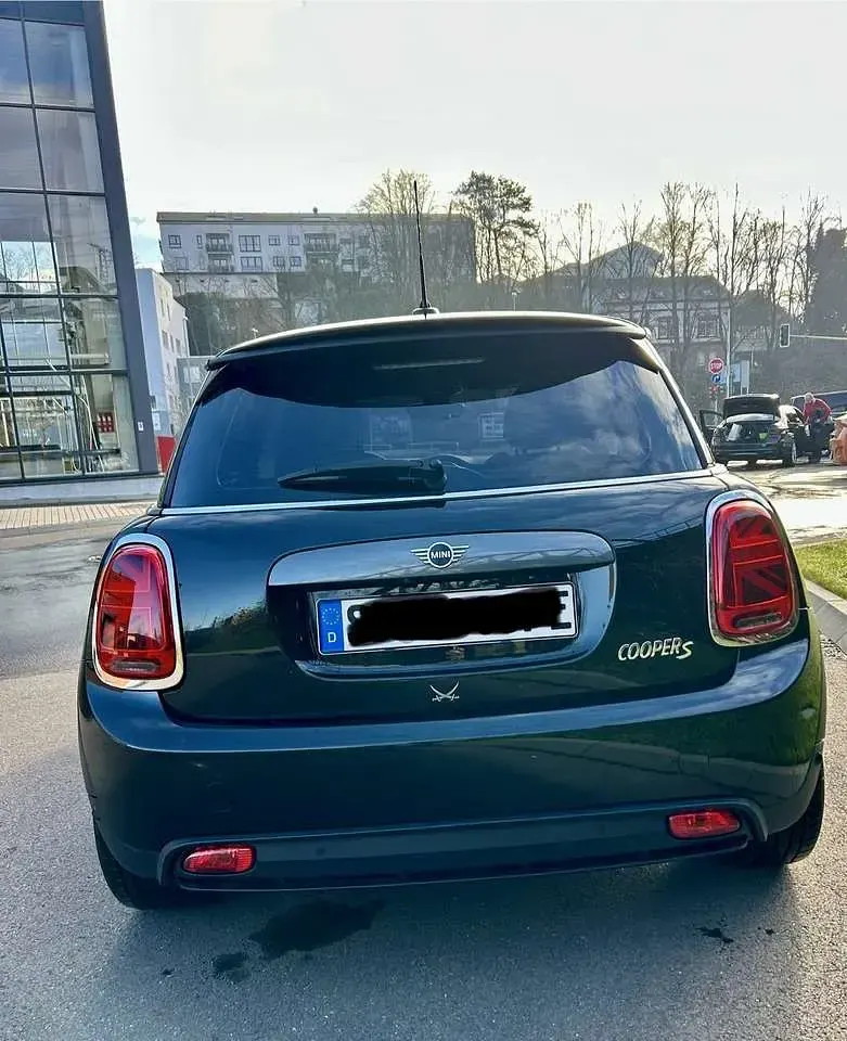 Gebraucht Mini Cooper SE 135 kW (184 PS) 2020 Schwarz Kleinwagen