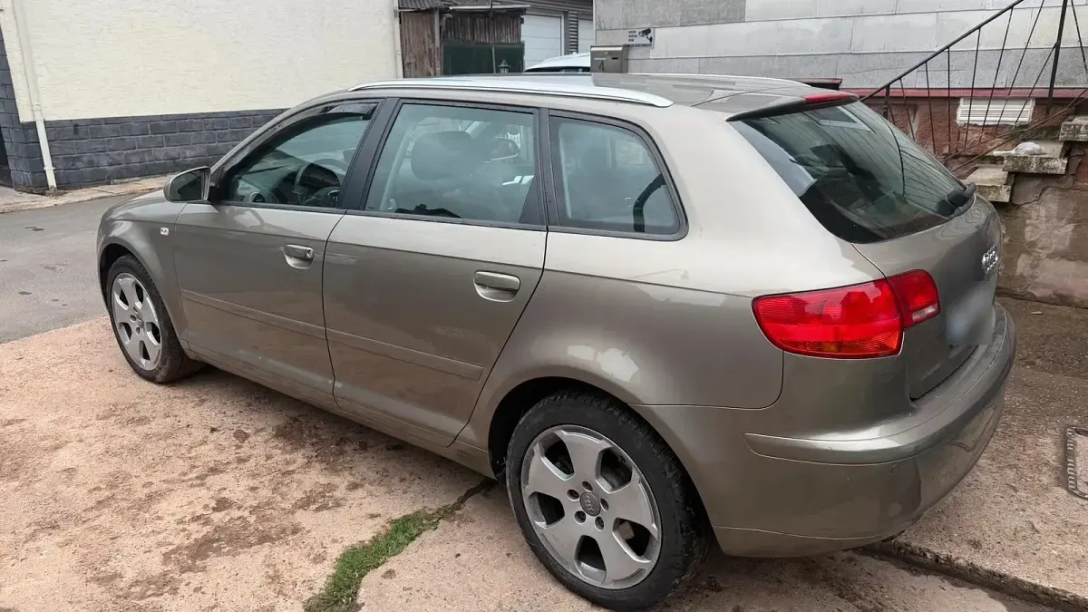 Gebraucht Audi A3 Basis 140 PS (102 kW) 2006 Andere farben Kleinwagen