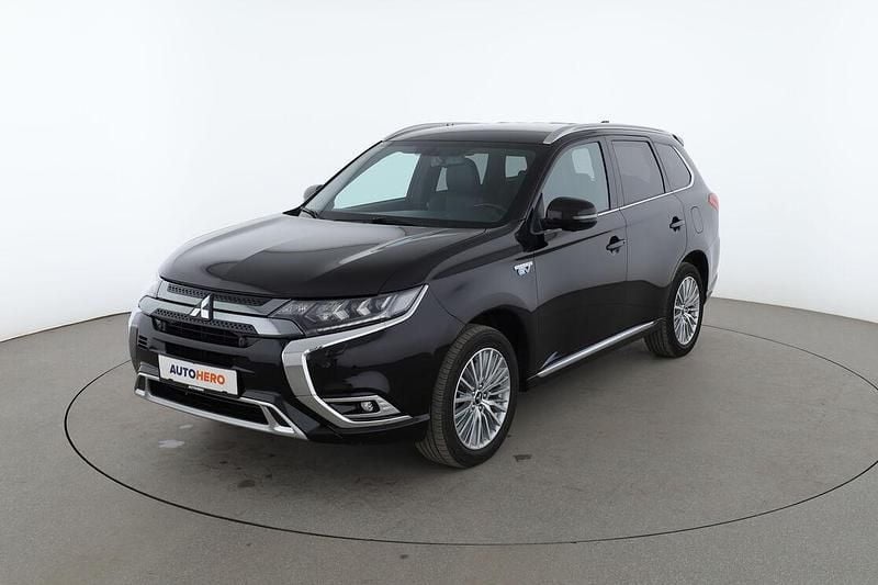Gebraucht Mitsubishi Outlander P-HEV Top 82 PS (60 kW) 2020 SUV