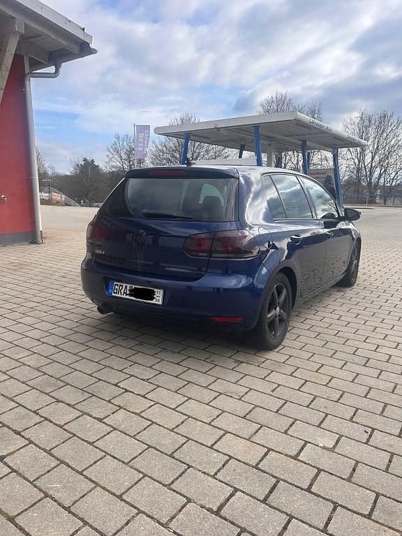 Gebraucht VW Golf VI Style 105 PS (77 kW) 2011 Blau Kleinwagen