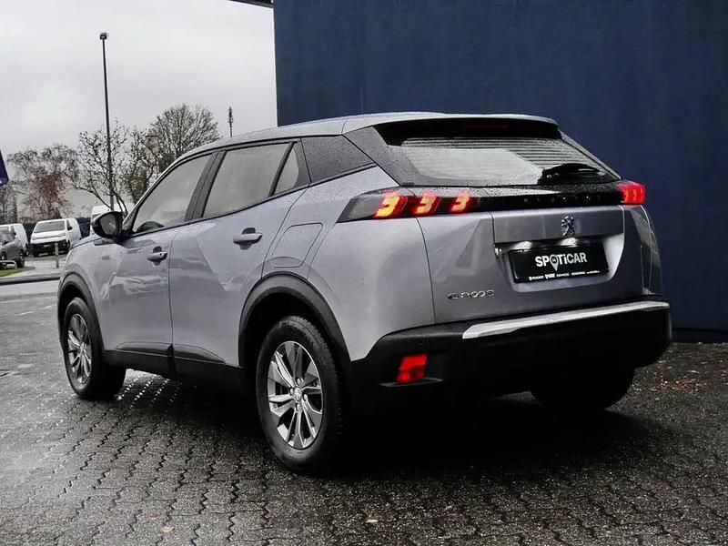 Gebraucht Peugeot e-2008 Active 100 kW (136 PS) 2020 Grau SUV