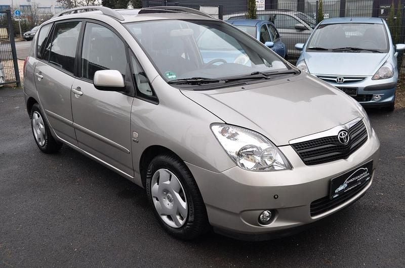 Gebraucht Toyota Corolla Verso Sol 135 PS (99 kW) 2003 Grau Van / Kleinbus