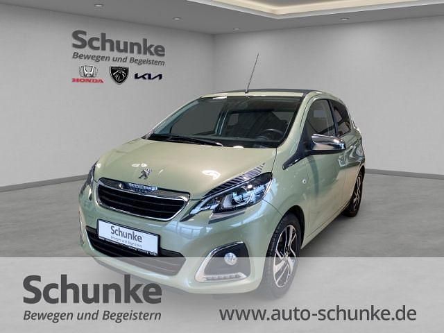 Gebraucht Peugeot 108 Top! Collection 72 PS (52 kW) 2023 Gruen Limousine
