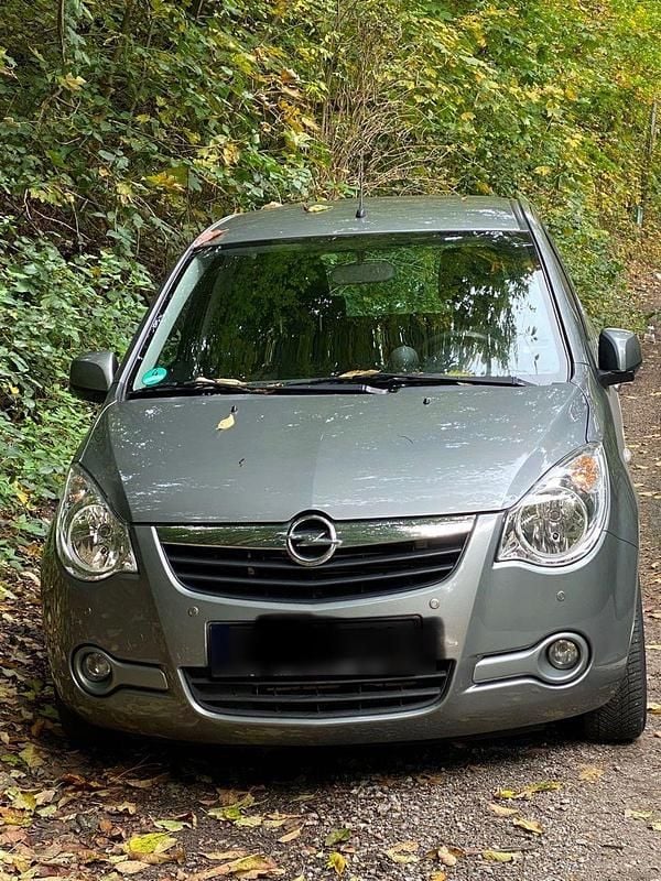 Grau Gebraucht 2014 Opel Agila Edition Kleinwagen | 7.700 € (Fairer Preis) - Bild 1/4