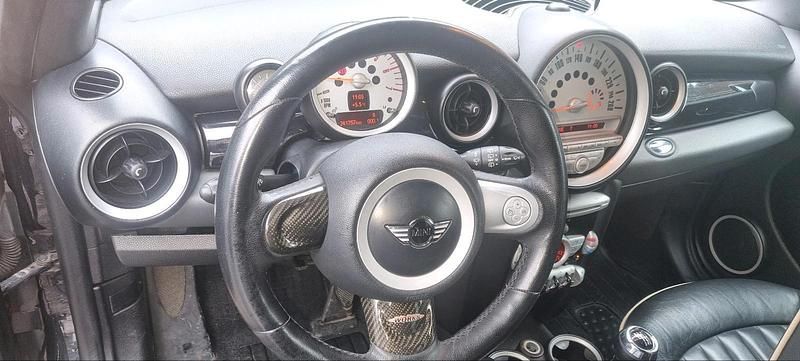 Gebraucht Mini Cooper 109 PS (80 kW) 2010 Schwarz Kleinwagen