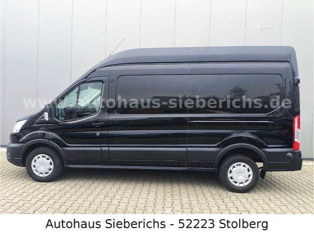 Gebraucht Ford Transit Trend 170 PS (125 kW) 2022 Schwarz Limousine