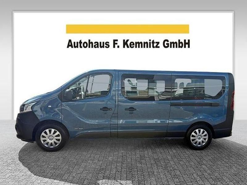 Blau Gebraucht 2017 Nissan NV300 Van | 22.500 € (Etwas zu teuer) - Bild 1/4