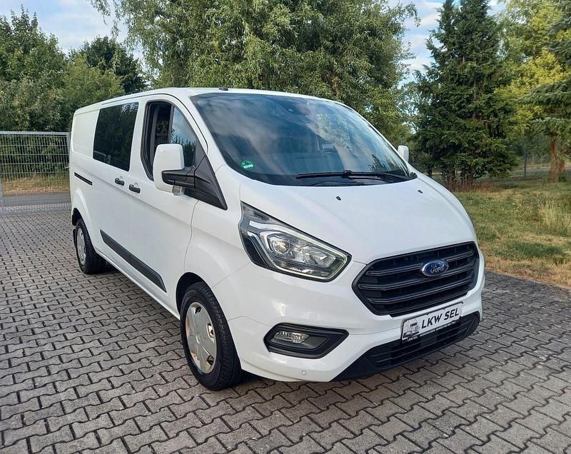 Weiß Gebraucht 2019 Ford Transit Custom Van / Kleinbus | 17.992 € (Guter Preis) - Bild 1/4