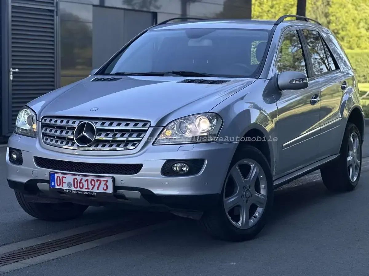 Gebraucht Mercedes ML320 Sport 224 PS (164 kW) 2008 Silber SUV
