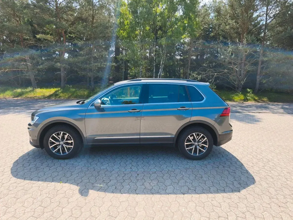 Gebraucht VW Tiguan 150 PS (110 kW) 2019 Grau SUV