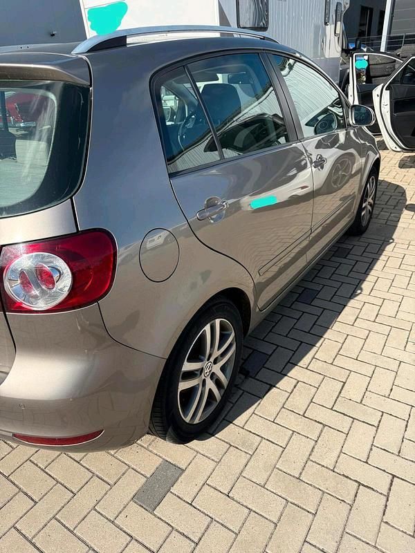 Gold Gebraucht 2009 VW Golf Plus Cross Van / Kleinbus | 2.150 € (Superpreis) - Bild 1/4
