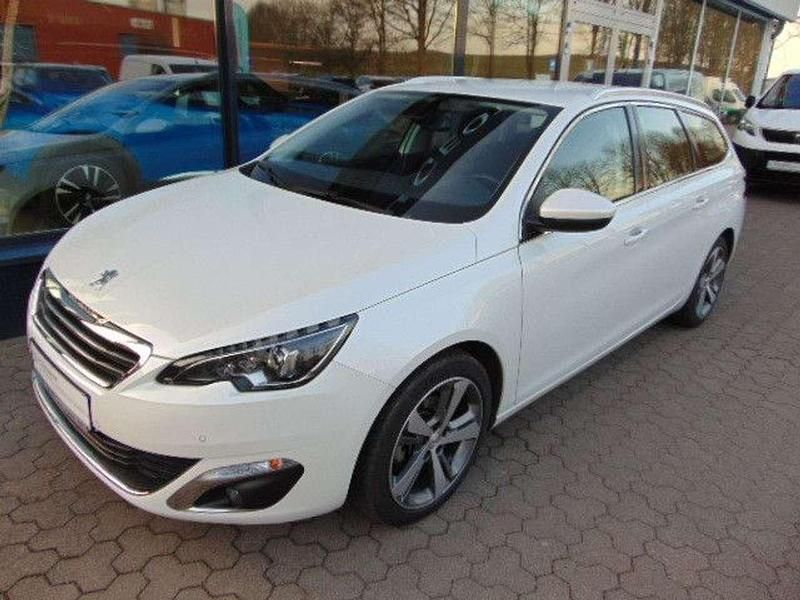 Weiß Gebraucht 2016 Peugeot 308 Allure Kombi | 10.580 € (Etwas zu teuer) - Bild 1/4