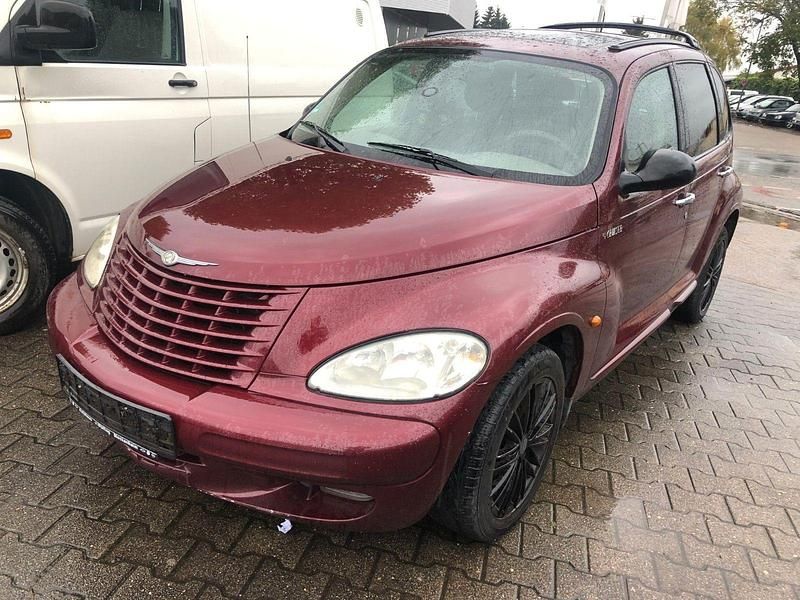 Rot Gebraucht 2002 Chrysler PT Cruiser Clasic Limousine | 1.588 € - Bild 1/4