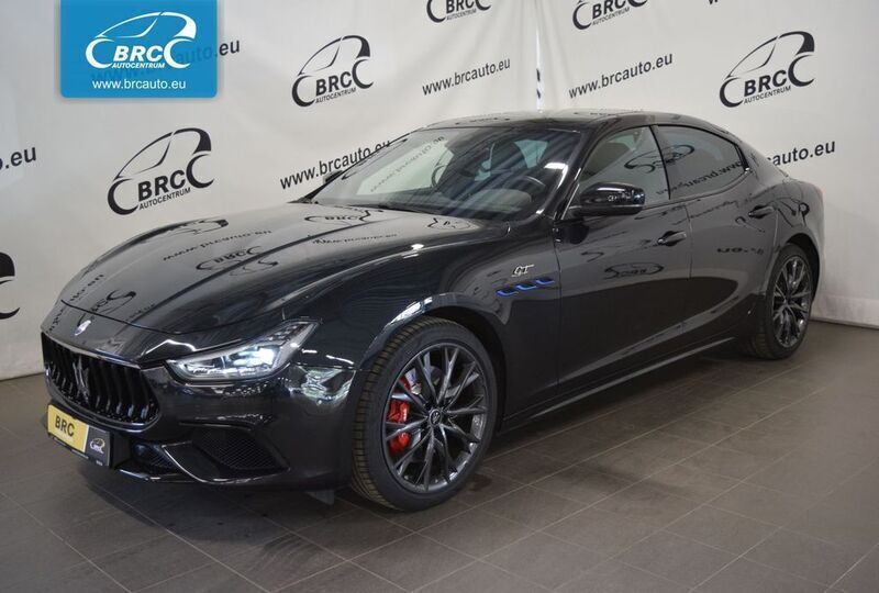 Schwarz Gebraucht 2023 Maserati Ghibli GT Coupé | 63.900 € (Superpreis) - Bild 1/4