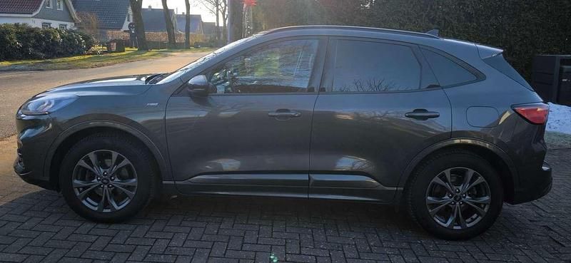 Gebraucht Ford Kuga ST-Line X 150 PS (110 kW) 2020 Grau SUV