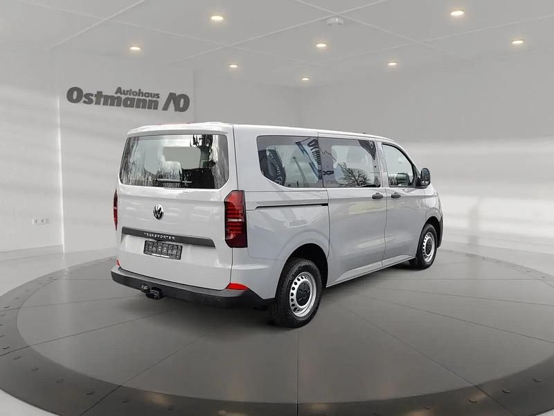 Neu VW Transporter 150 PS (110 kW) 2026 Stone grey Van