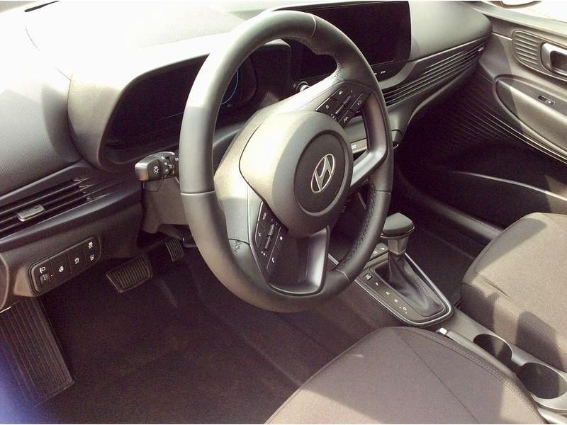 Neu Hyundai i20 Trend 90 PS (66 kW) 2026 Rot Kleinwagen