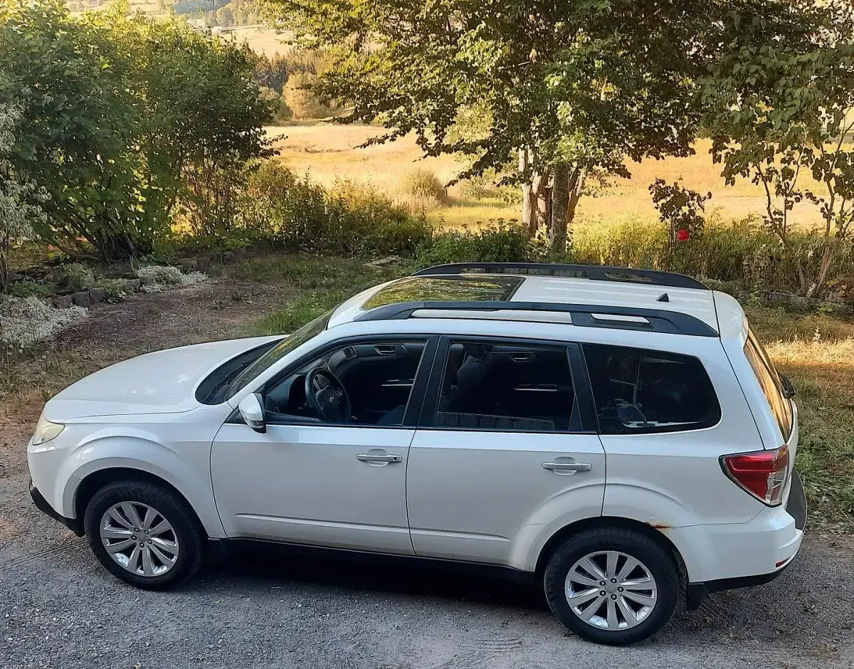 Gebraucht Subaru Forester 150 PS (110 kW) 2012 Weiß SUV