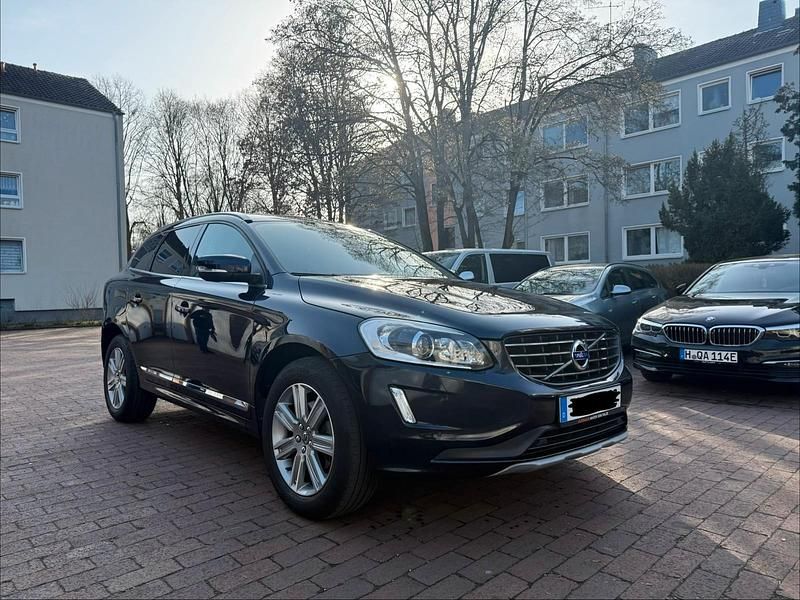 Gebraucht Volvo XC60 Summum 190 PS (139 kW) 2017 Blau SUV