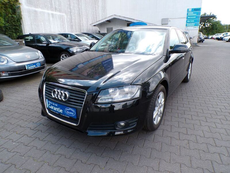 Schwarz Gebraucht 2009 Audi A3 Limousine | 7.990 € (Etwas zu teuer) - Bild 1/4