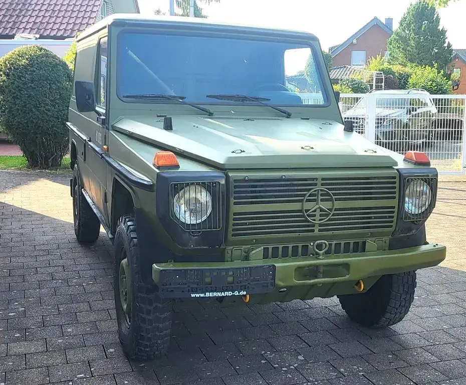 Gebraucht Mercedes G240 72 PS (52 kW) 1991 Grün SUV