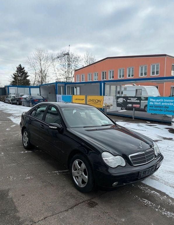 Gebraucht Mercedes C220 Classic 143 PS (105 kW) 2000 Schwarz Limousine