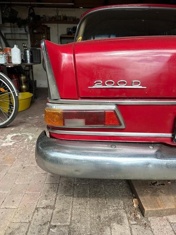 Gebraucht Mercedes 200 54 PS (39 kW) 1968 Limousine