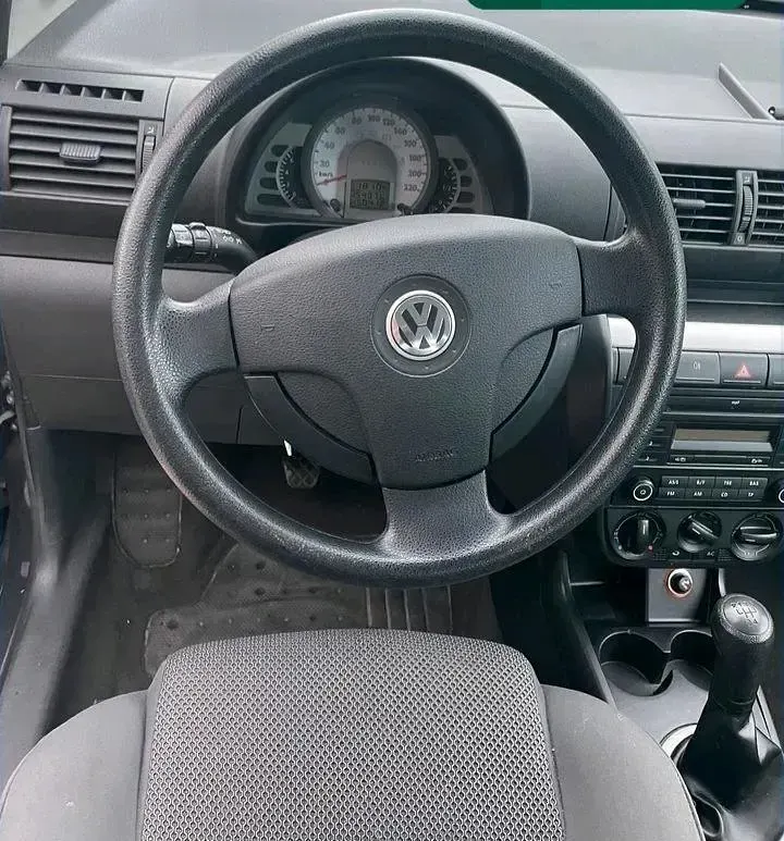 Gebraucht VW Fox 54 PS (39 kW) 2009 Grau Kleinwagen