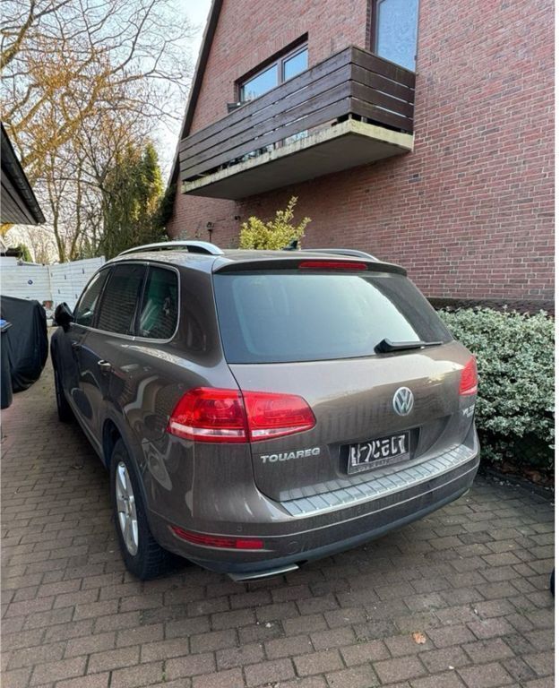 Braun Gebraucht 2011 VW Touareg SUV | 10.500 € (Superpreis) - Bild 1/4