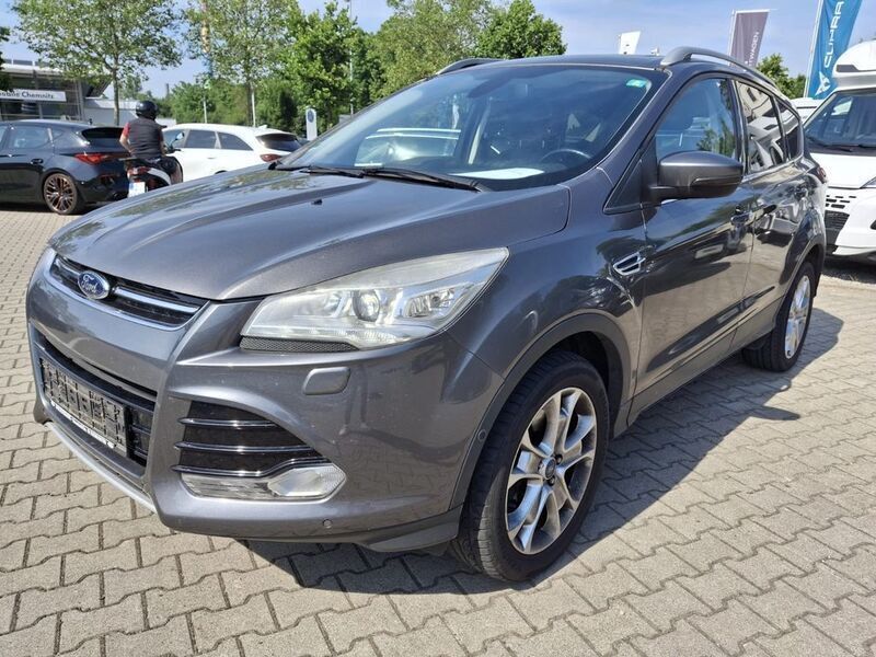 Grau Gebraucht 2014 Ford Kuga Titanium SUV | 7.890 € (Guter Preis) - Bild 1/4