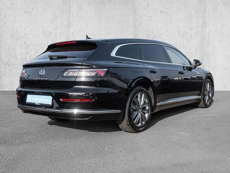 Gebraucht VW Arteon Elegance 150 PS (110 kW) 2025 Deep black perleffekt (metallic) Kombi