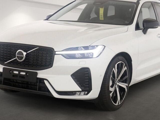 Gebraucht Volvo XC60 Ultimate 250 PS (183 kW) 2024 Weiß SUV
