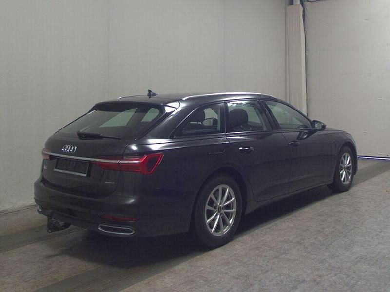 Gebraucht Audi A6 Basis 265 PS (194 kW) 2021 Grau Kombi