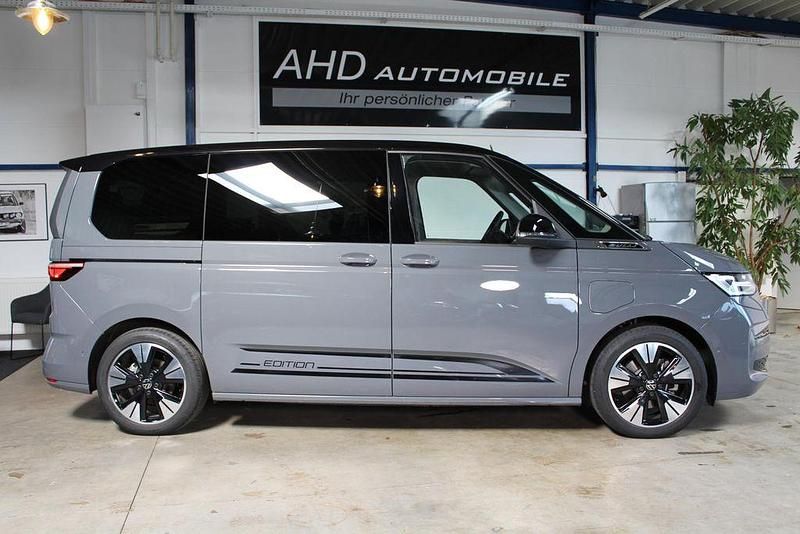 Neu VW Multivan Edition 245 PS (180 kW) 2025 Pure grey uni/deep black... Van