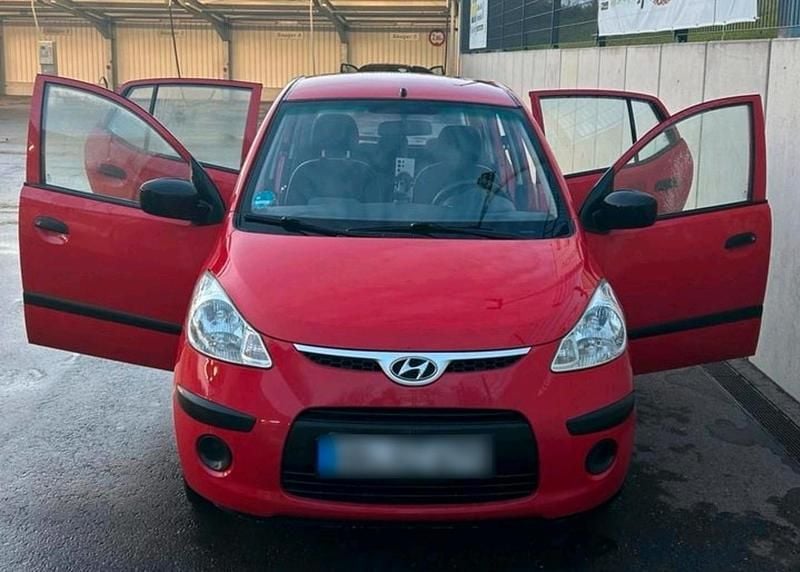 Gebraucht Hyundai i10 67 PS (49 kW) 2009 Rot Kleinwagen