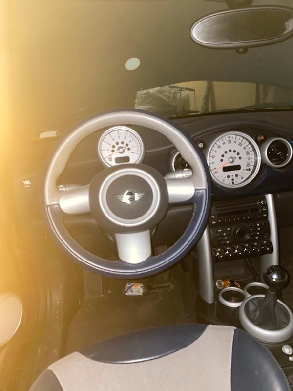 Blau Gebraucht 2005 Mini Cooper Coupé Coupé | 1.700 € (Superpreis) - Bild 1/4