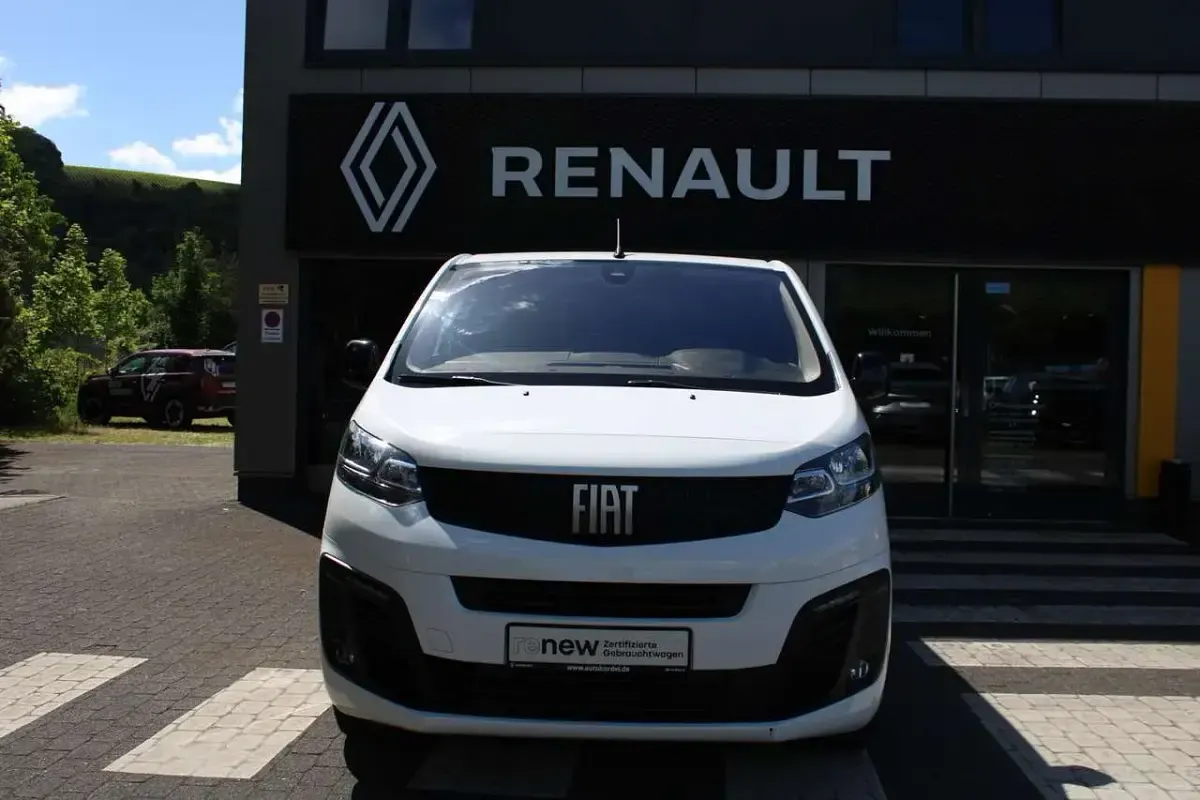 Gebraucht Fiat Scudo 144 PS (105 kW) 2022 Weiß Van