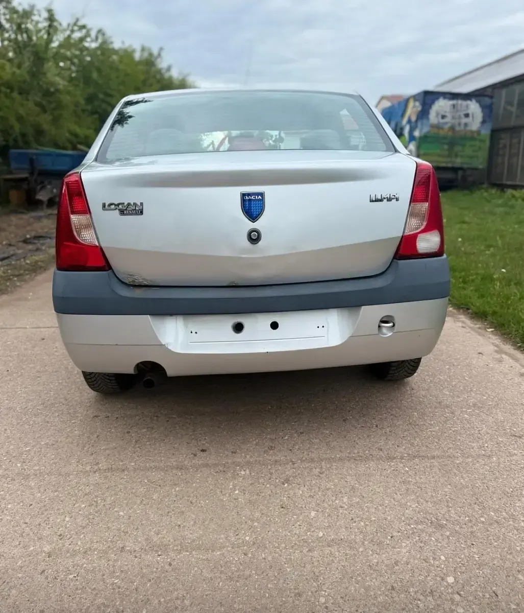 Używany Dacia Logan 75 KM (55 kW) 2007 Szary Hatchback