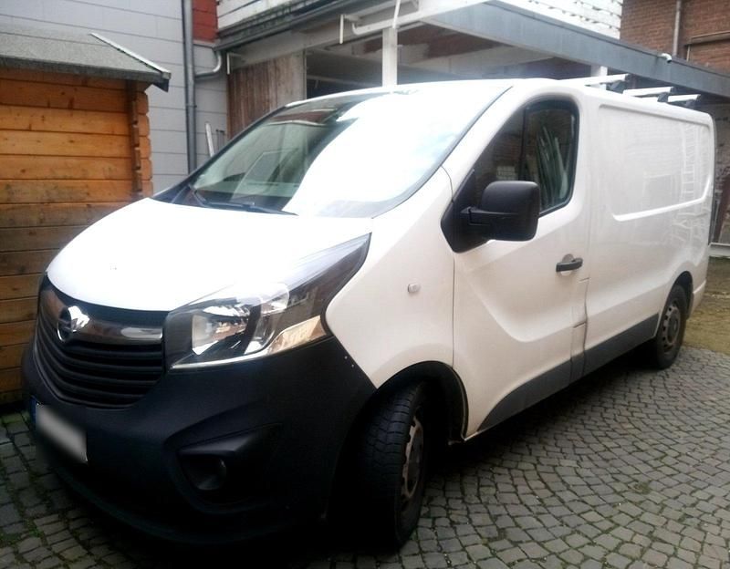 Gebraucht Opel Vivaro 120 PS (88 kW) 2017 Weiß Van / Kleinbus