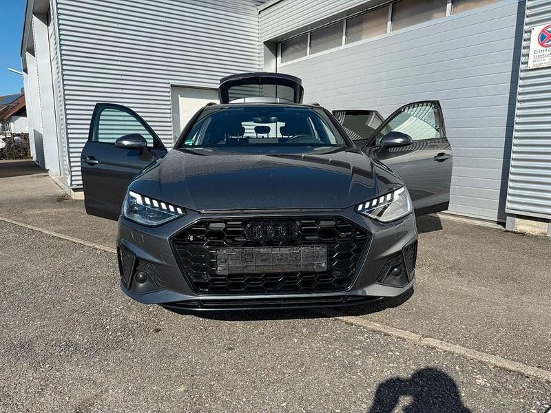 Gebraucht Audi A4 Ambiente 163 PS (119 kW) 2019 Grau Kombi
