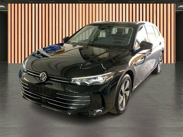 Gebraucht VW Passat 150 PS (110 kW) 2024 Schwarz Kombi