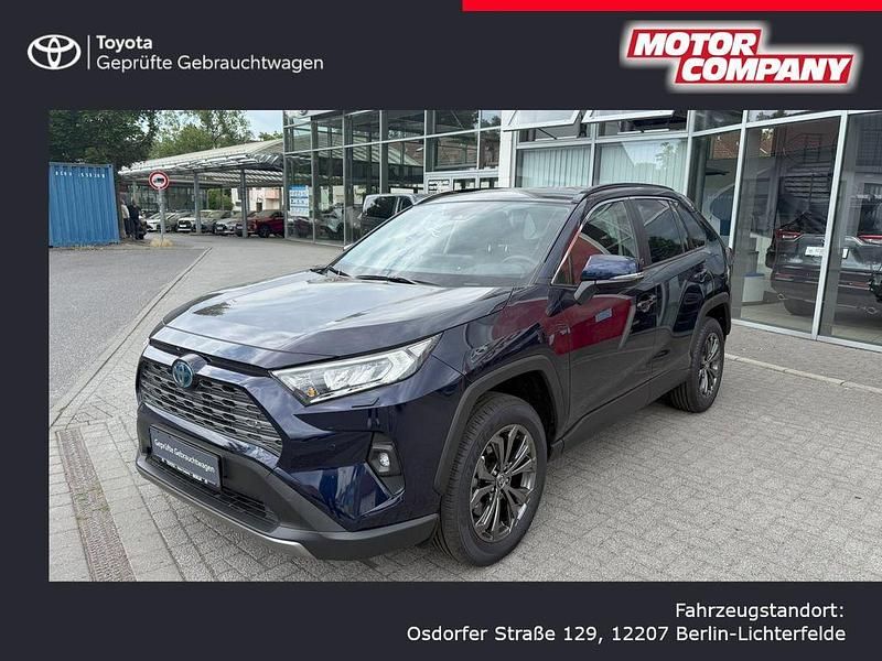 Blau Gebraucht 2024 Toyota RAV4 Hybrid Team SUV | 41.990 € (Fairer Preis) - Bild 1/4