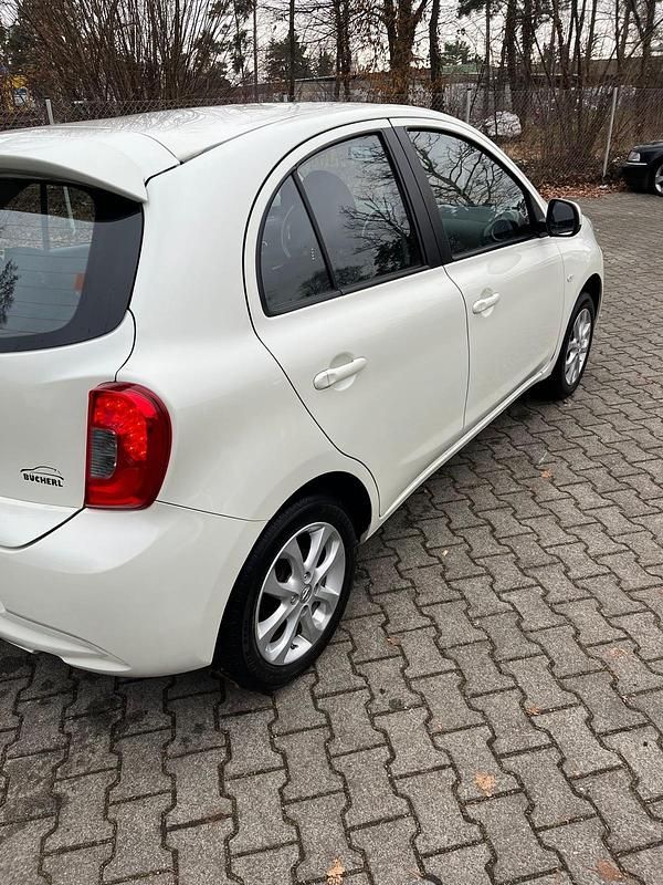 Gebraucht Nissan Micra 80 PS (58 kW) 2015 Weiß Kleinwagen