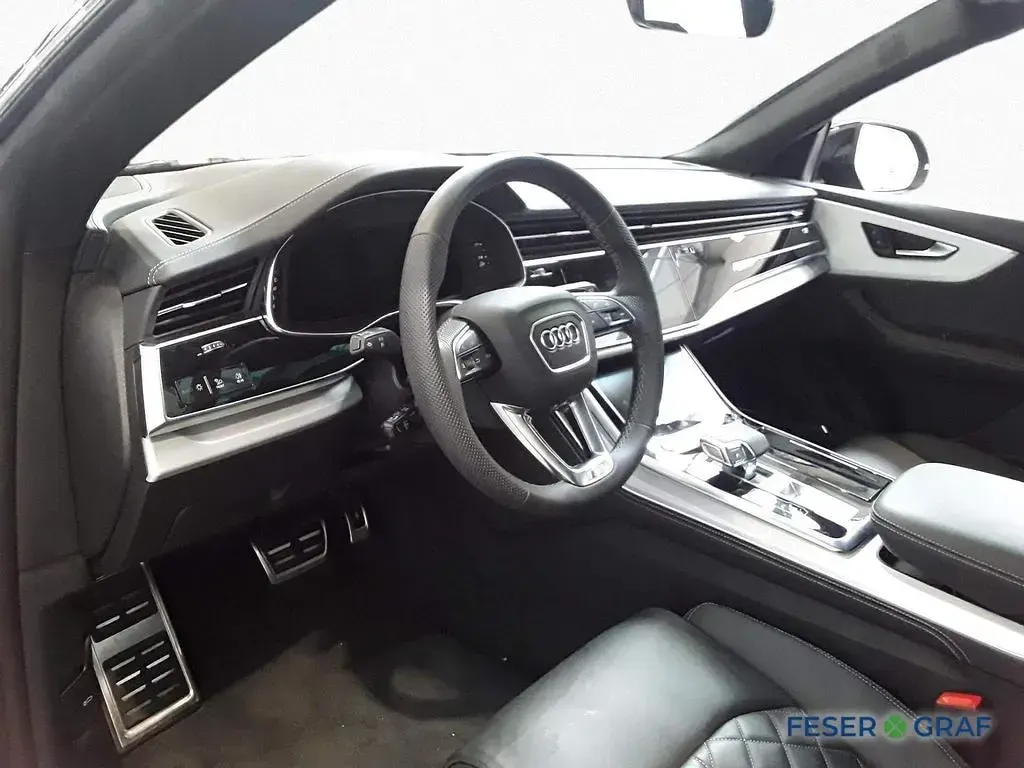 Gebraucht Audi Q8 Ambiente 286 PS (210 kW) 2025 Mythosschwarz metallic SUV