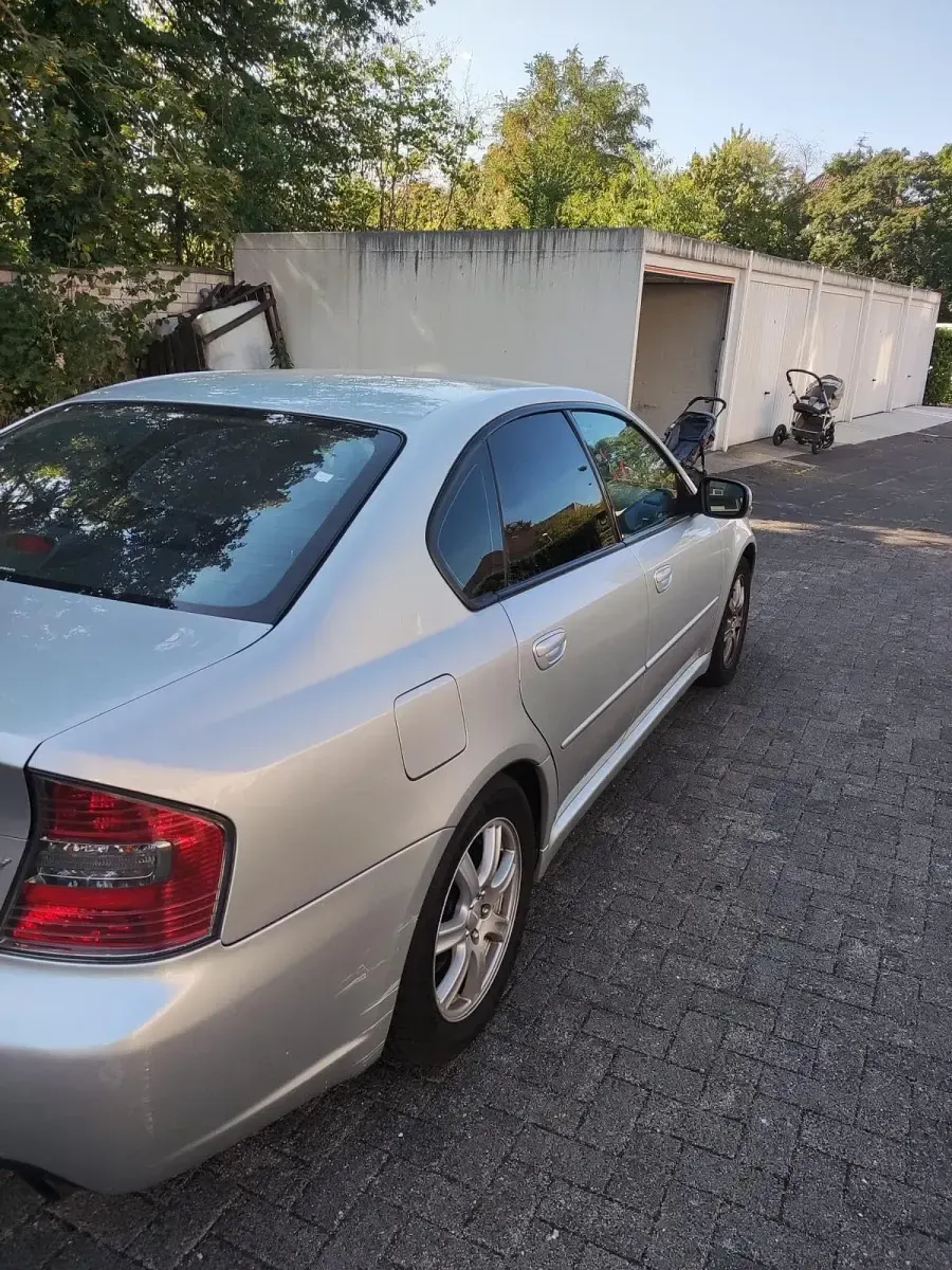 Gebraucht Subaru Legacy 165 PS (121 kW) 2004 Silber Limousine