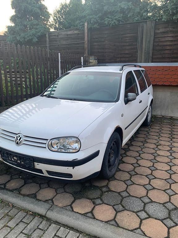 Weiß Gebraucht 2003 VW Golf IV Basis Kombi | 850 € (Guter Preis) - Bild 1/4