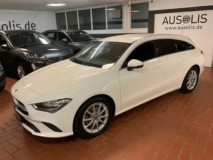 Gebraucht Mercedes CLA180 116 PS (85 kW) 2022 Weiß Coupé