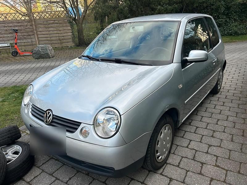 Gebraucht VW Lupo 50 PS (36 kW) 2003 Silber Kleinwagen
