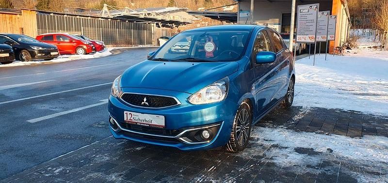 Blau Gebraucht 2017 Mitsubishi Space Star Edition Limousine | 7.990 € (Fairer Preis) - Bild 1/4